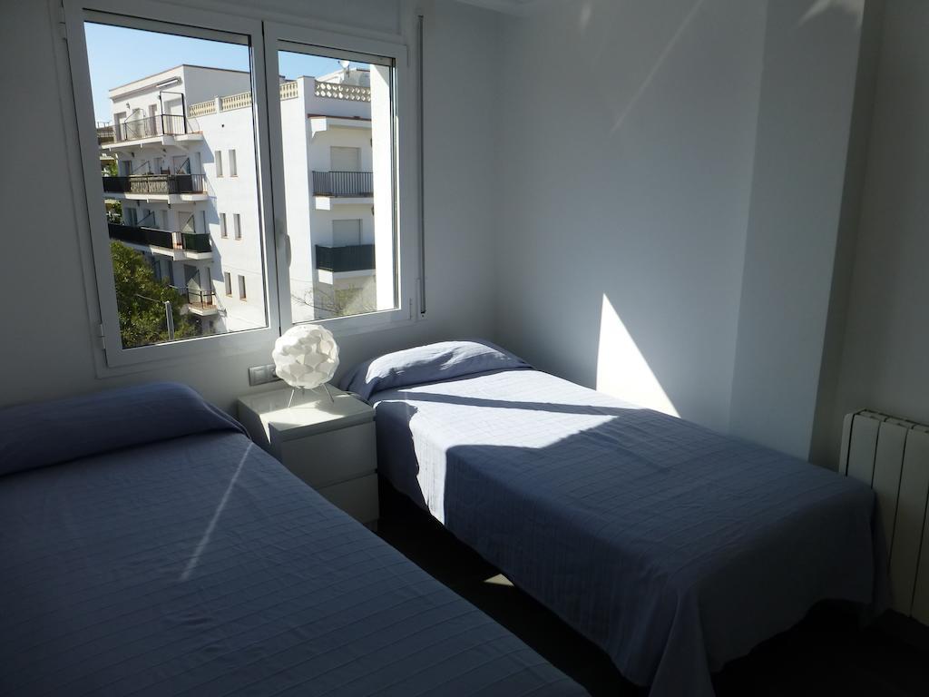 Inmosantos Oasis A5 Apartment Roses Room photo