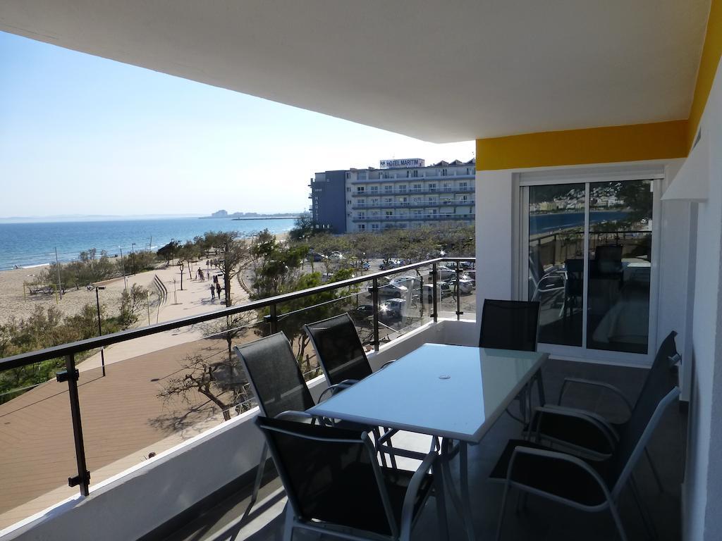 Inmosantos Oasis A5 Apartment Roses Room photo
