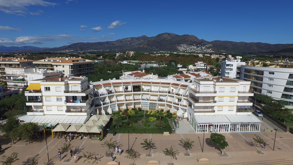 Inmosantos Oasis A5 Apartment Roses Exterior photo